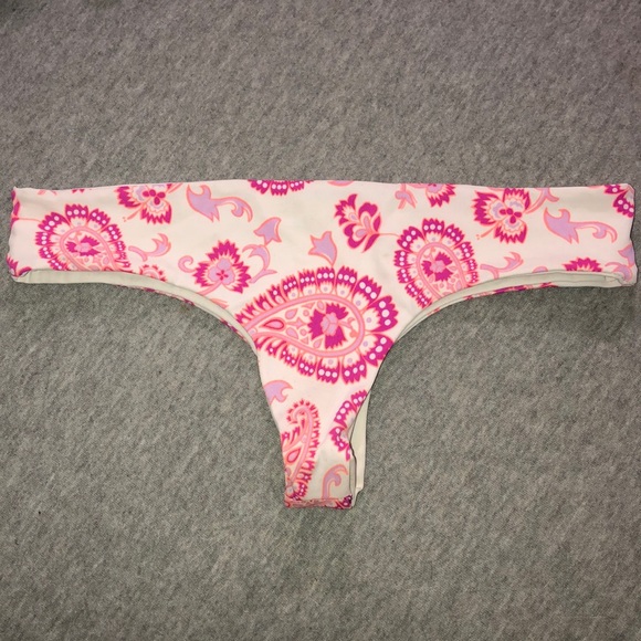 Kozani Bottom - Picture 1 of 6